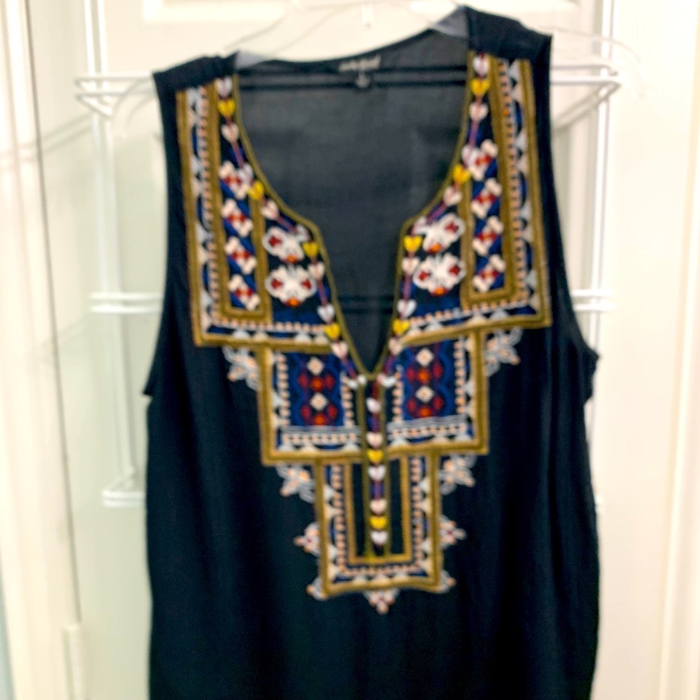 Lucky brand embroidery top